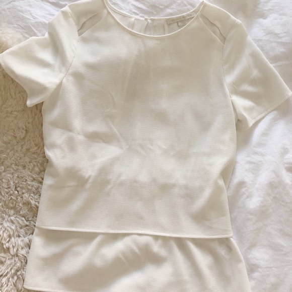 Bloomingdales White Top - Picture 2 of 5